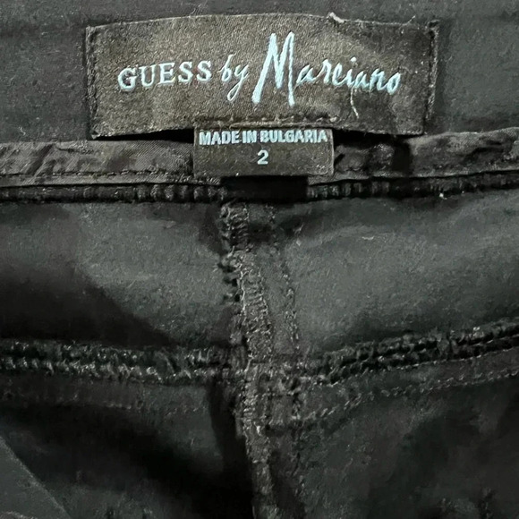Black Guess by Marciano pants with faux pockets, size 2 - Picture 7 of 7